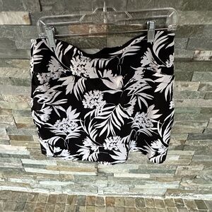 Black and White Floral Skort